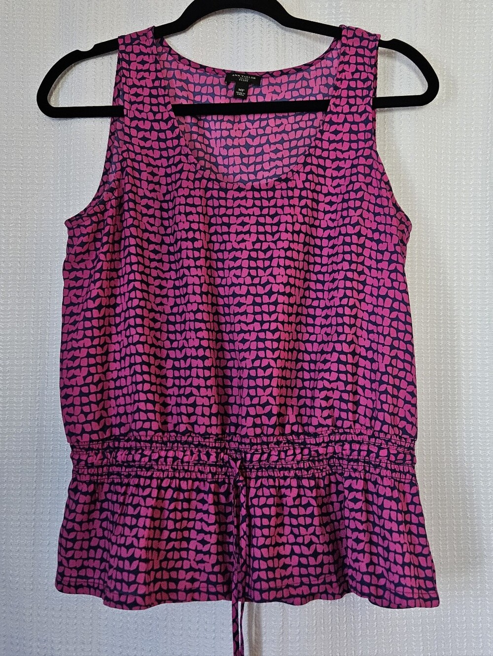 Ann Taylor Sleeveless Top, Size Medium Petite